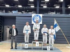 Essi podiumilla